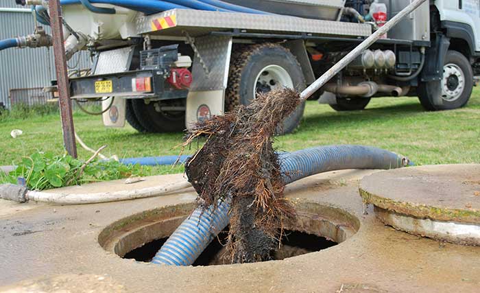 Canalisation bouchée : que faire en cas de problème ? Toulon<br>Comment résoudre un problème de canalisation bouchée ? Toulon<br>Les solutions pour résoudre une canalisation bouchée, Toulon
